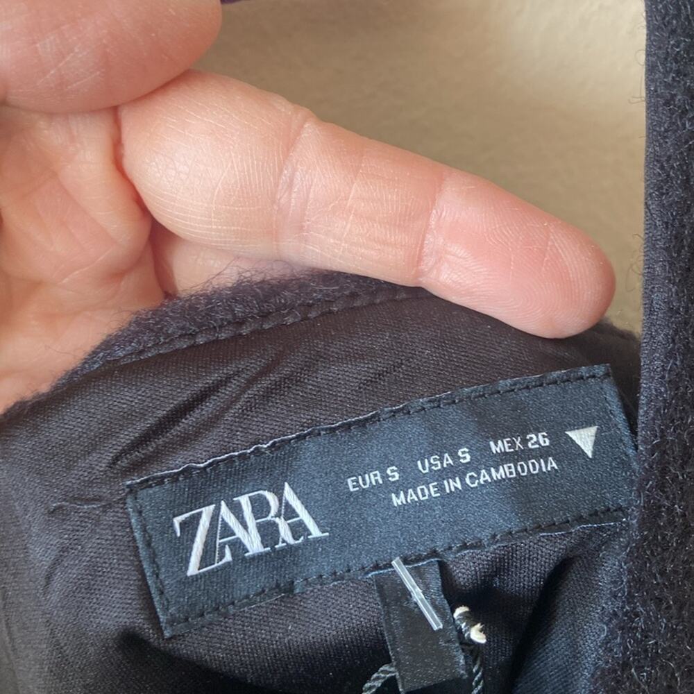 New Zara Black Fuzzy Zip Front Halter Top Small Cropped Open Back Summer Sexy - Picture 6 of 6